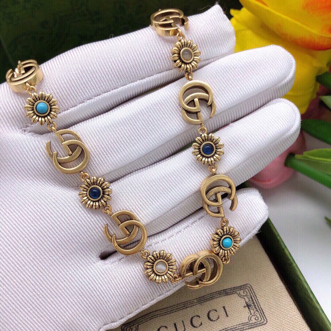 Gucci Flower Necklace - album image 5