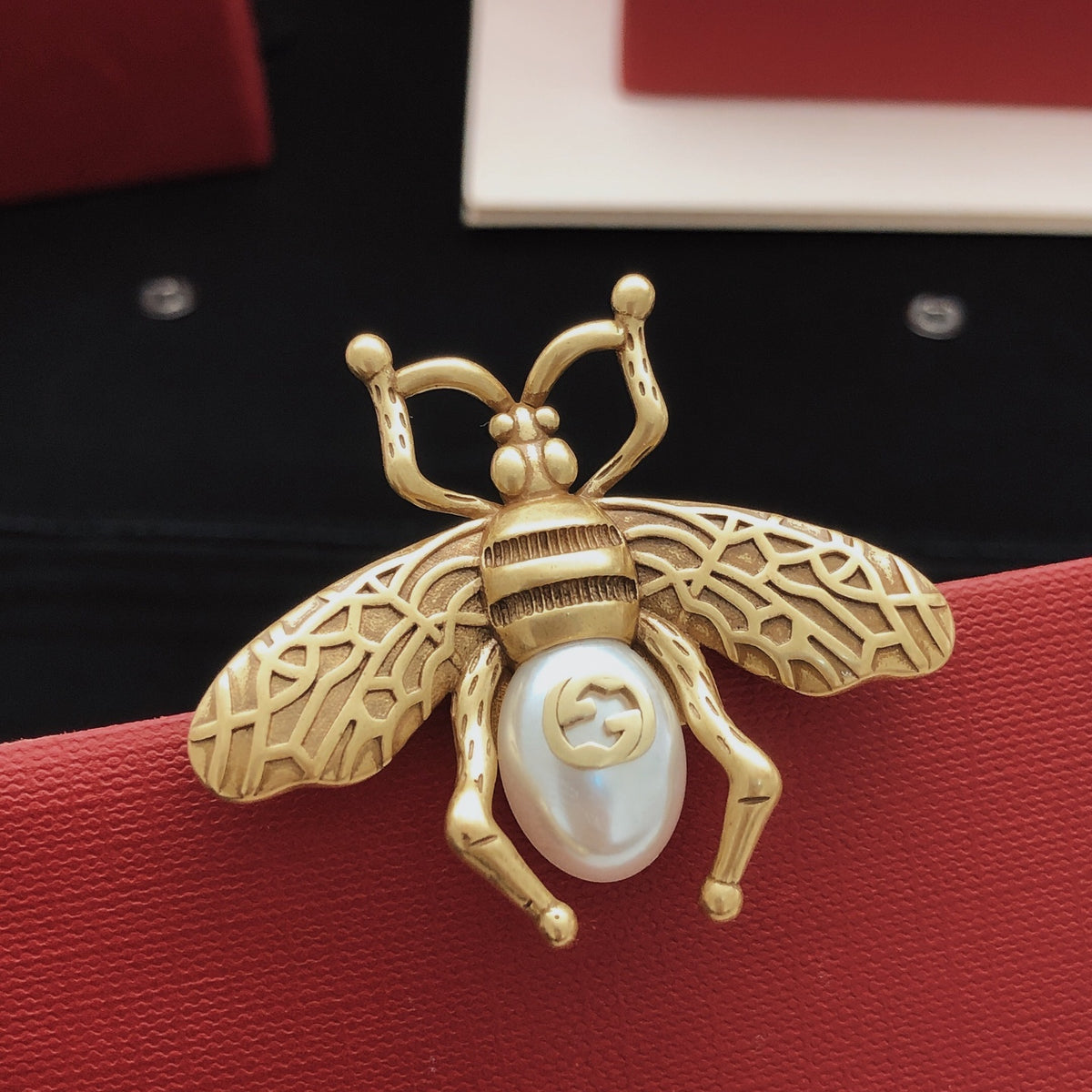 Gucci Gold-Tone Bee and Pearl Brooch - album image 1