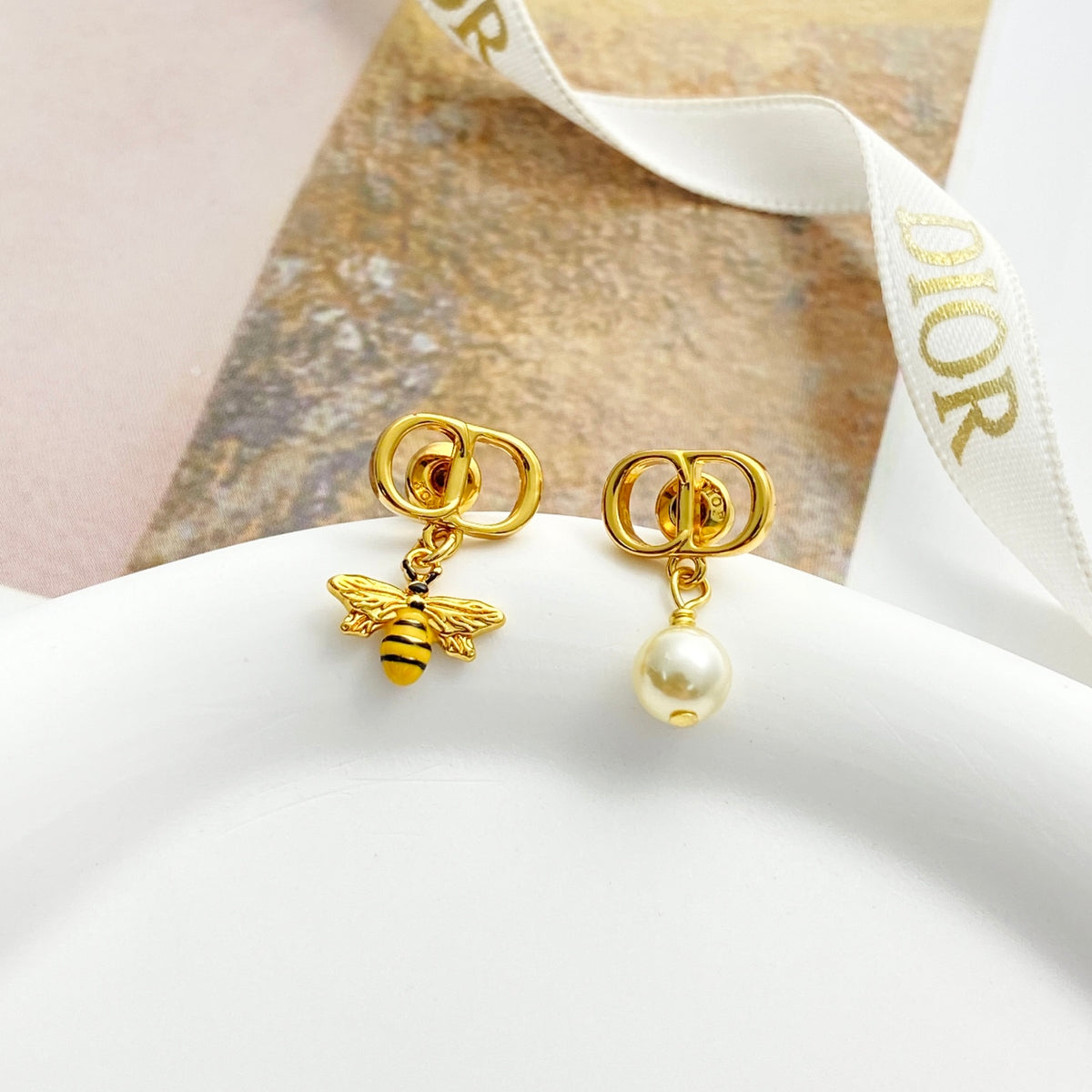 Dior Asymmetric Bee and Pearl-Look Earrings - product image 8