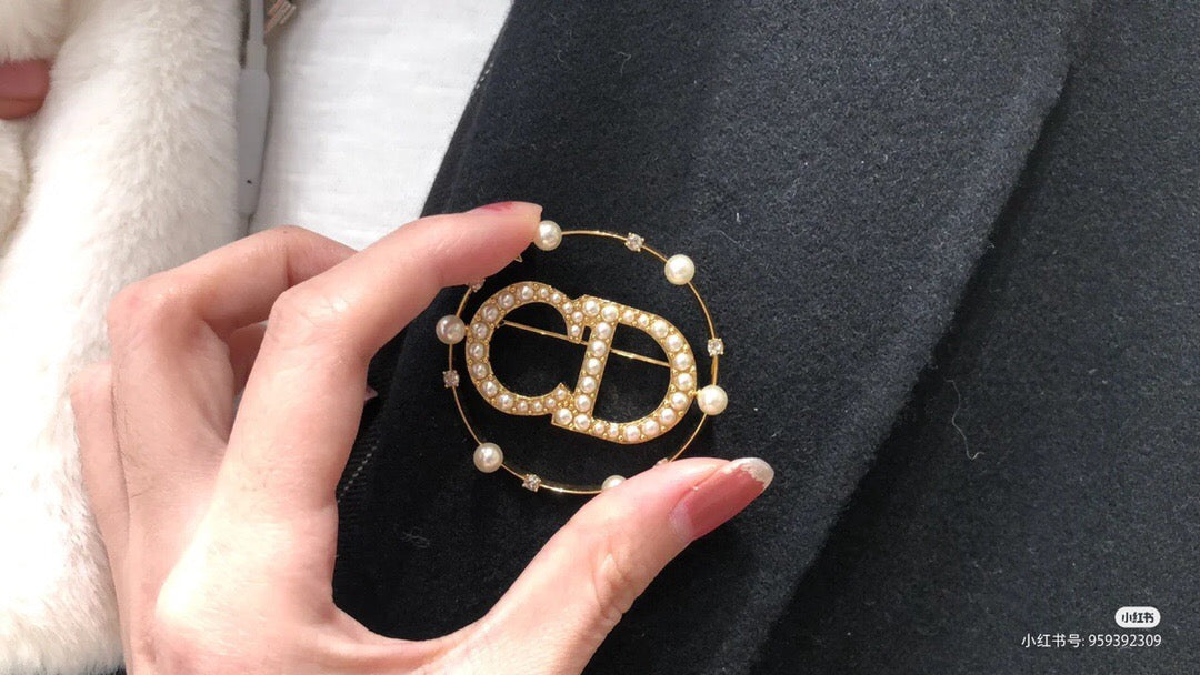 Dior Beaded Circle CD Brooch - product image 7