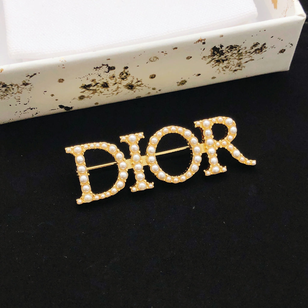Dior Pearl-Look Script Letter Brooch - product image 3