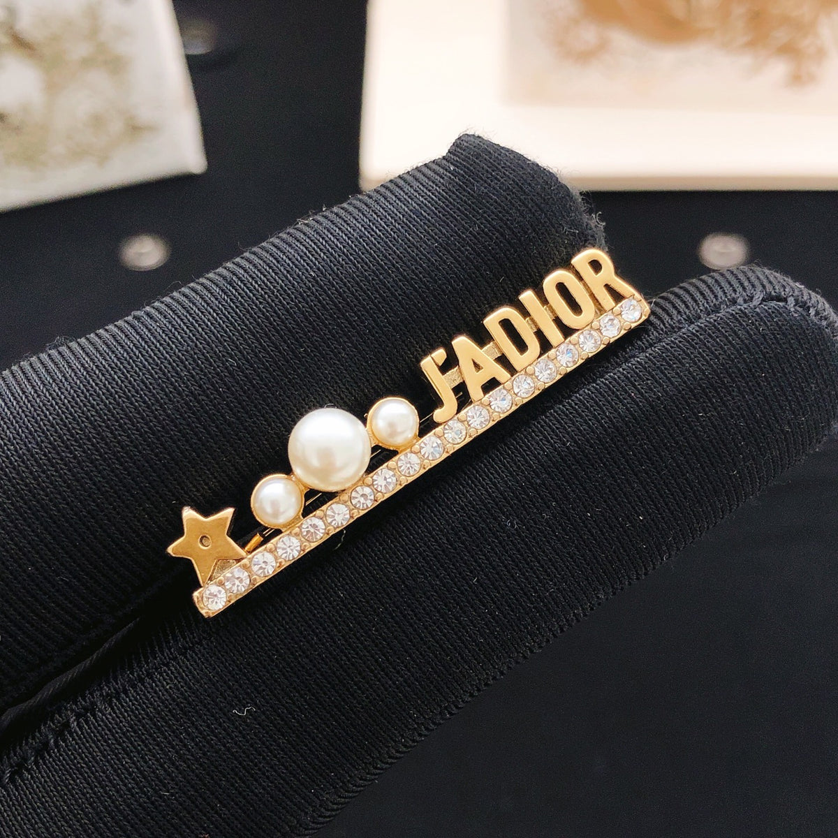 Dior J'Adior Star and Pearl-Look Bar Brooch - product image 1