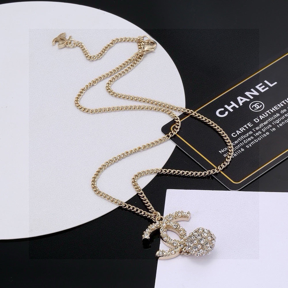 Chanel Interlocking C Pearl Circular Pendant Necklace - album image 2