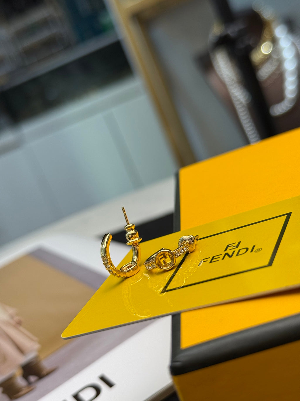 Gucci Interlocking G Gold-Tone Earrings - album image 4