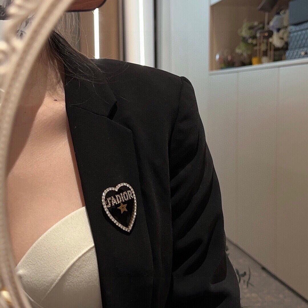Dior J'Adior Heart and Star Brooch - product image 6