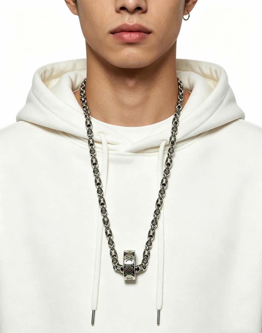 Louis Vuitton Silver-Tone Antiqued Chain Necklace - album image 5