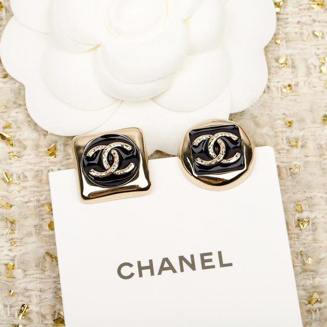 Chanel Interlocking C Asymmetric Earrings - album image 5