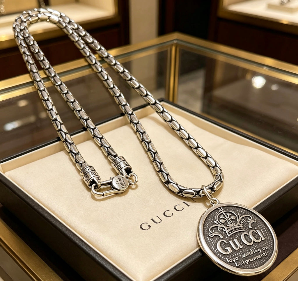 Gucci Anger Forest Interlocking G Antiqued Chain Necklace - album image 1
