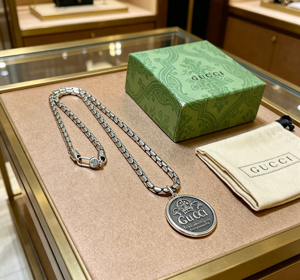 Gucci Anger Forest Interlocking G Antiqued Chain Necklace - album image 7