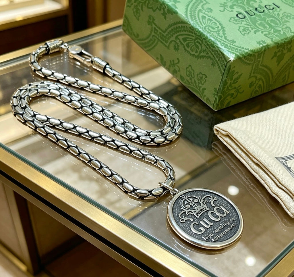 Gucci Anger Forest Interlocking G Antiqued Chain Necklace - album image 5