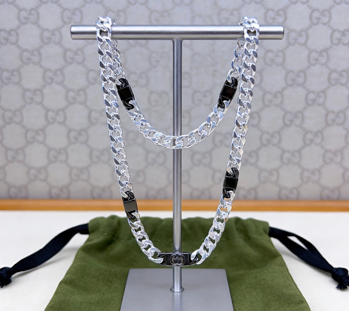 Gucci Anger Forest Interlocking G Antiqued Chain Necklace - album image 3