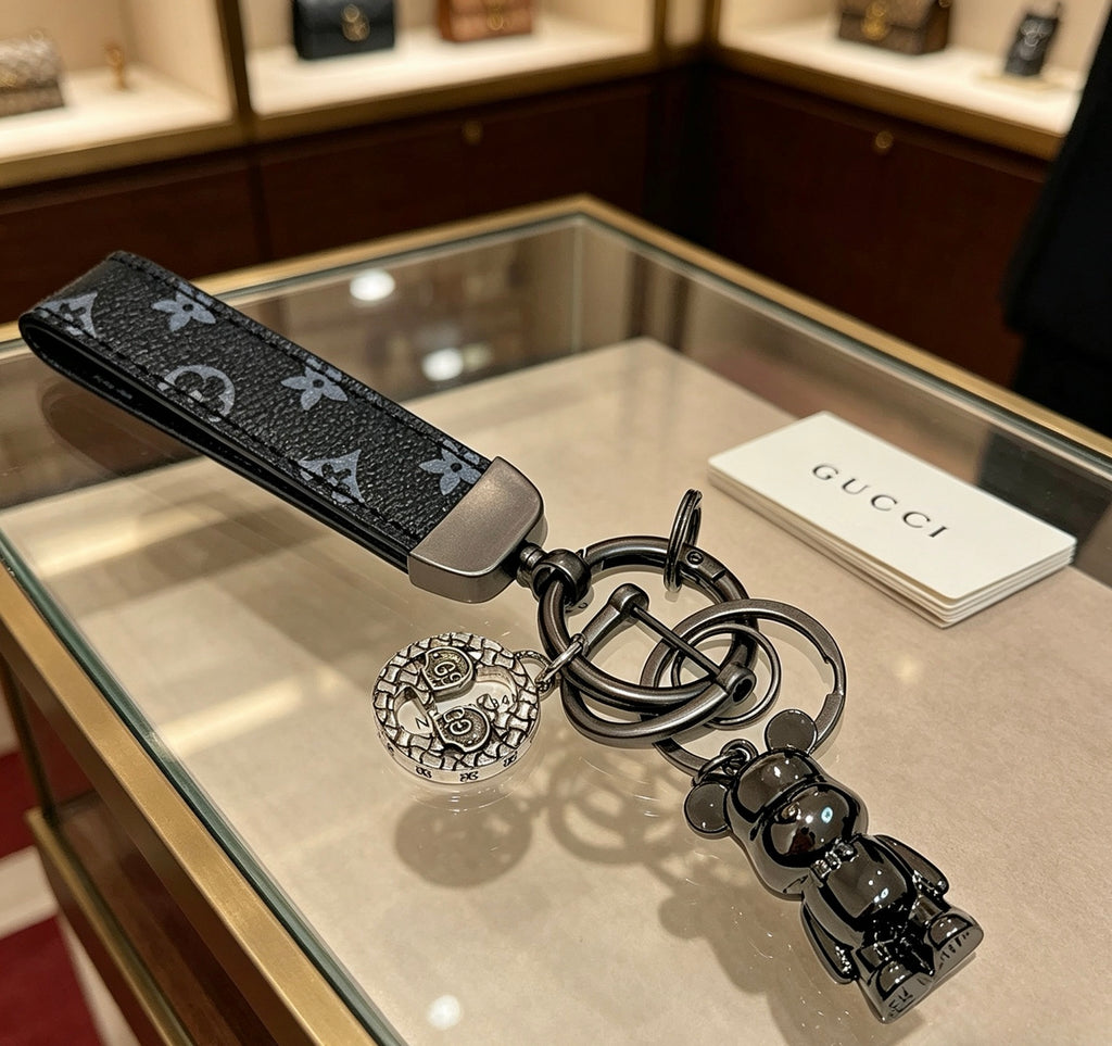 Gucci Anger Forest Interlocking G Key Keychain - album image 3
