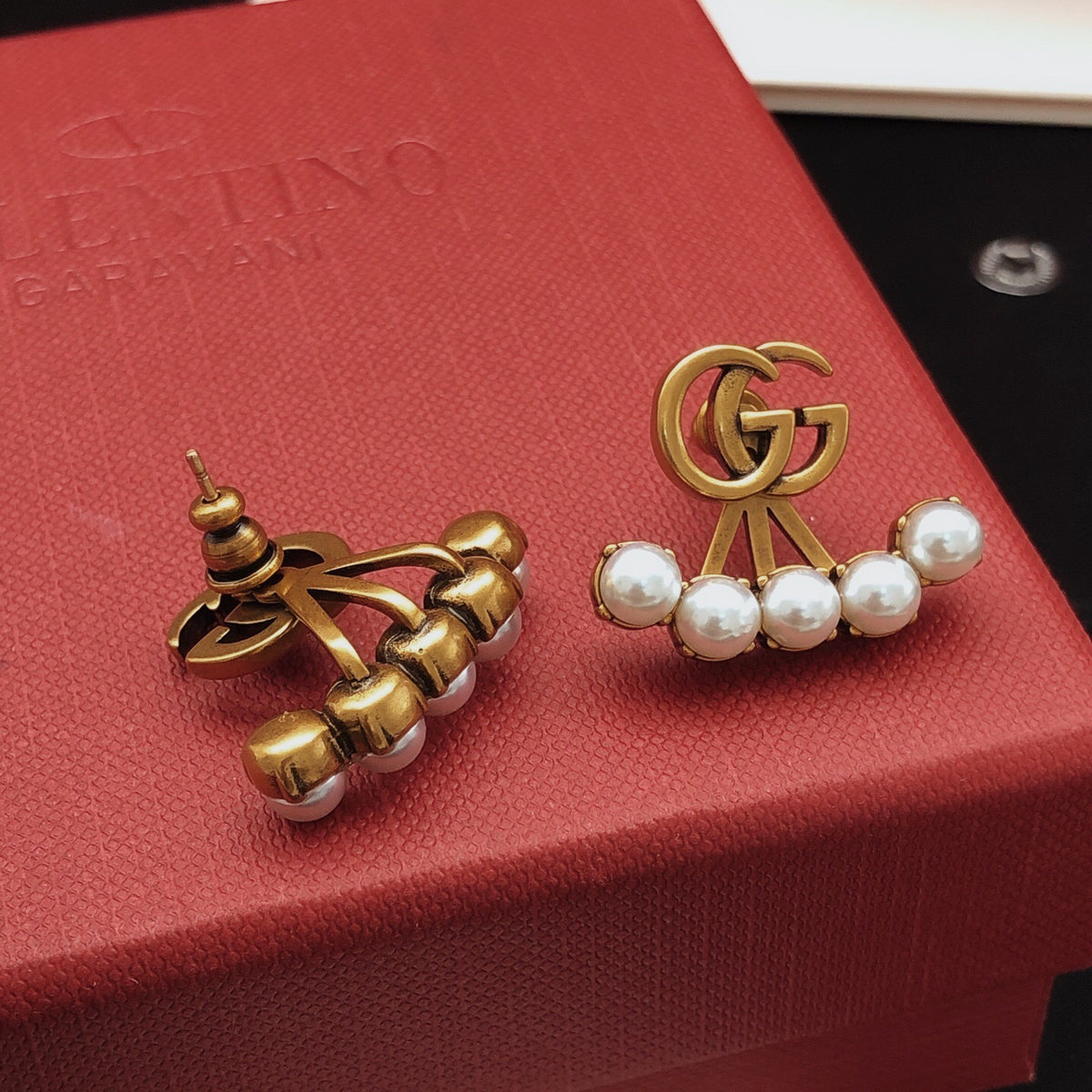 Gucci Antique Gold-Tone Gold-Tone Earrings - album image 7