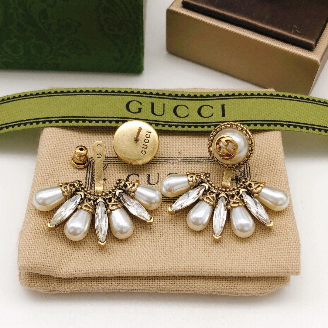 Gucci Gold-Tone Round Stud and Pearl Fan Earrings - album image 6