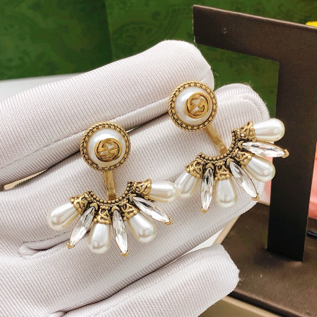 Gucci Gold-Tone Round Stud and Pearl Fan Earrings - album image 4