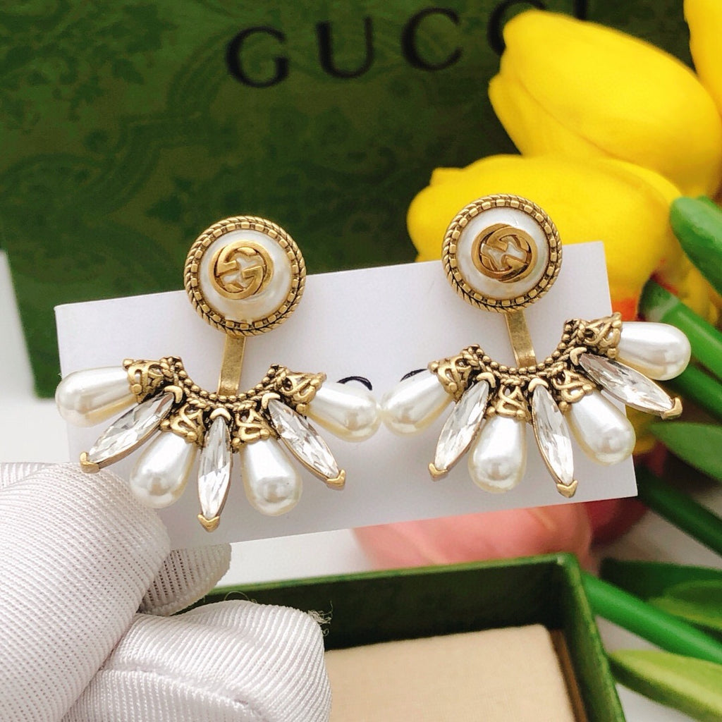 Gucci Gold-Tone Round Stud and Pearl Fan Earrings - album image 1
