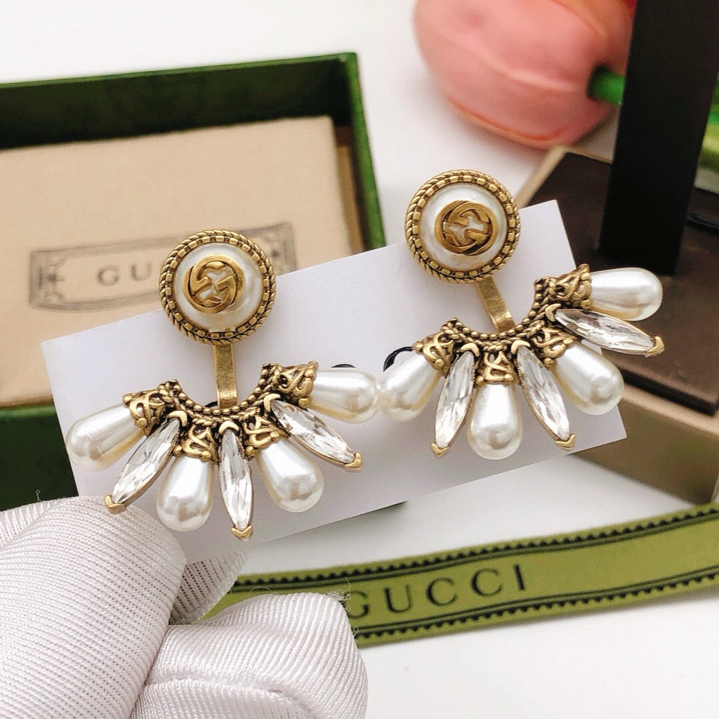 Gucci Gold-Tone Round Stud and Pearl Fan Earrings - album image 2
