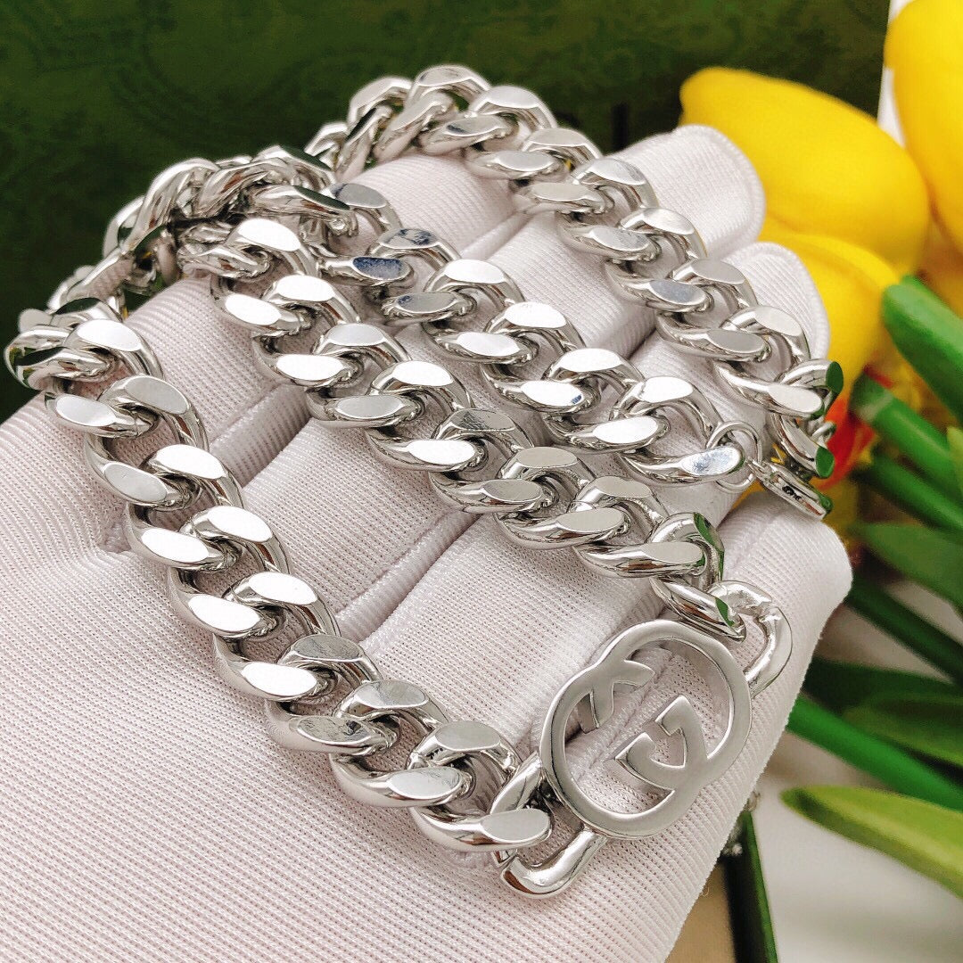 Gucci Interlocking G Silver-Tone Necklace - album image 3