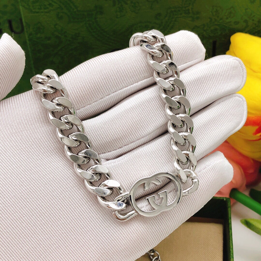 Gucci Interlocking G Silver-Tone Necklace - album image 4