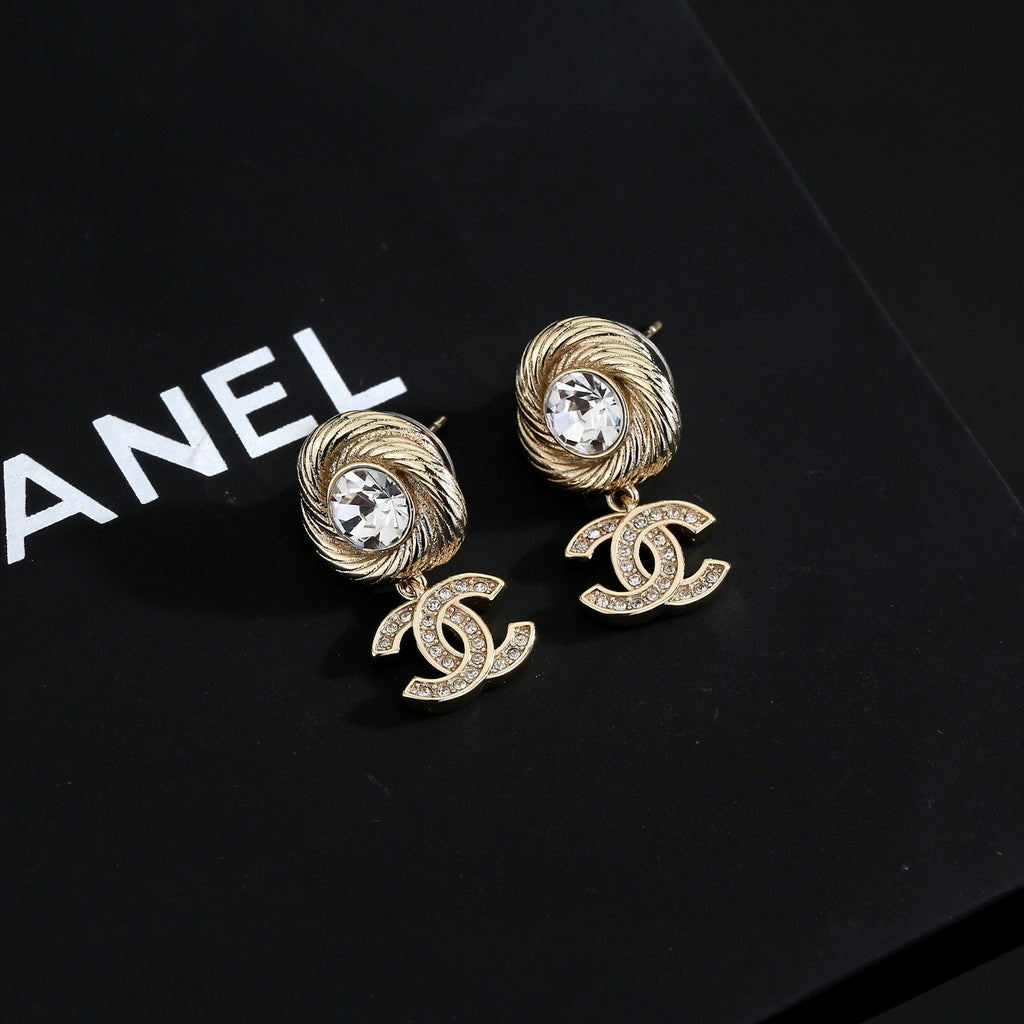 Chanel Interlocking C Gold-Tone Stud Earrings - album image 2