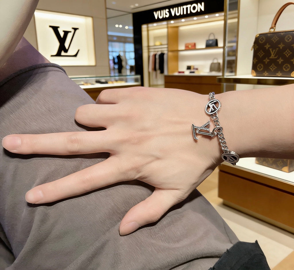 Louis Vuitton Silver-Tone Antiqued Cuban Link Chain Bracelet - album image 7
