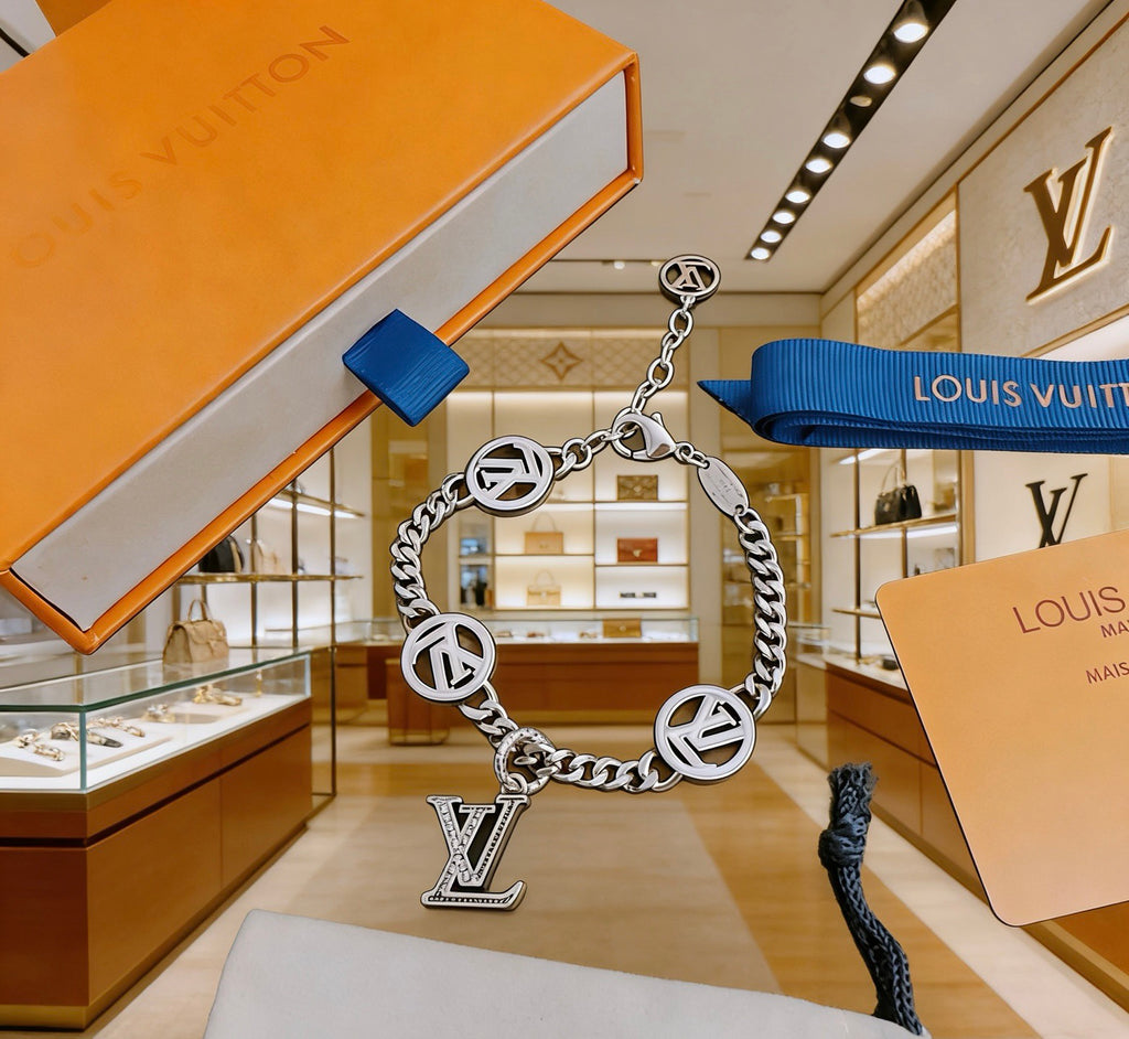 Louis Vuitton Silver-Tone Antiqued Cuban Link Chain Bracelet - album image 9