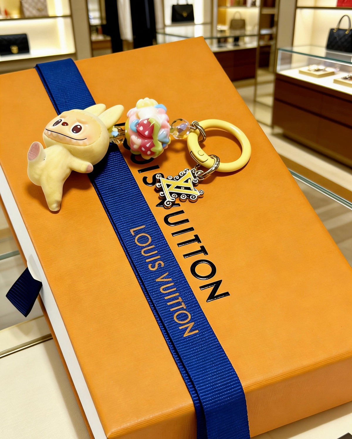 Louis Vuitton Cream Mini Character Keychain - album image 3
