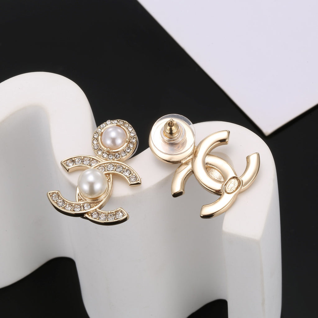 Chanel Gold-Tone CC and Pearl Drop Earrings - album image 3