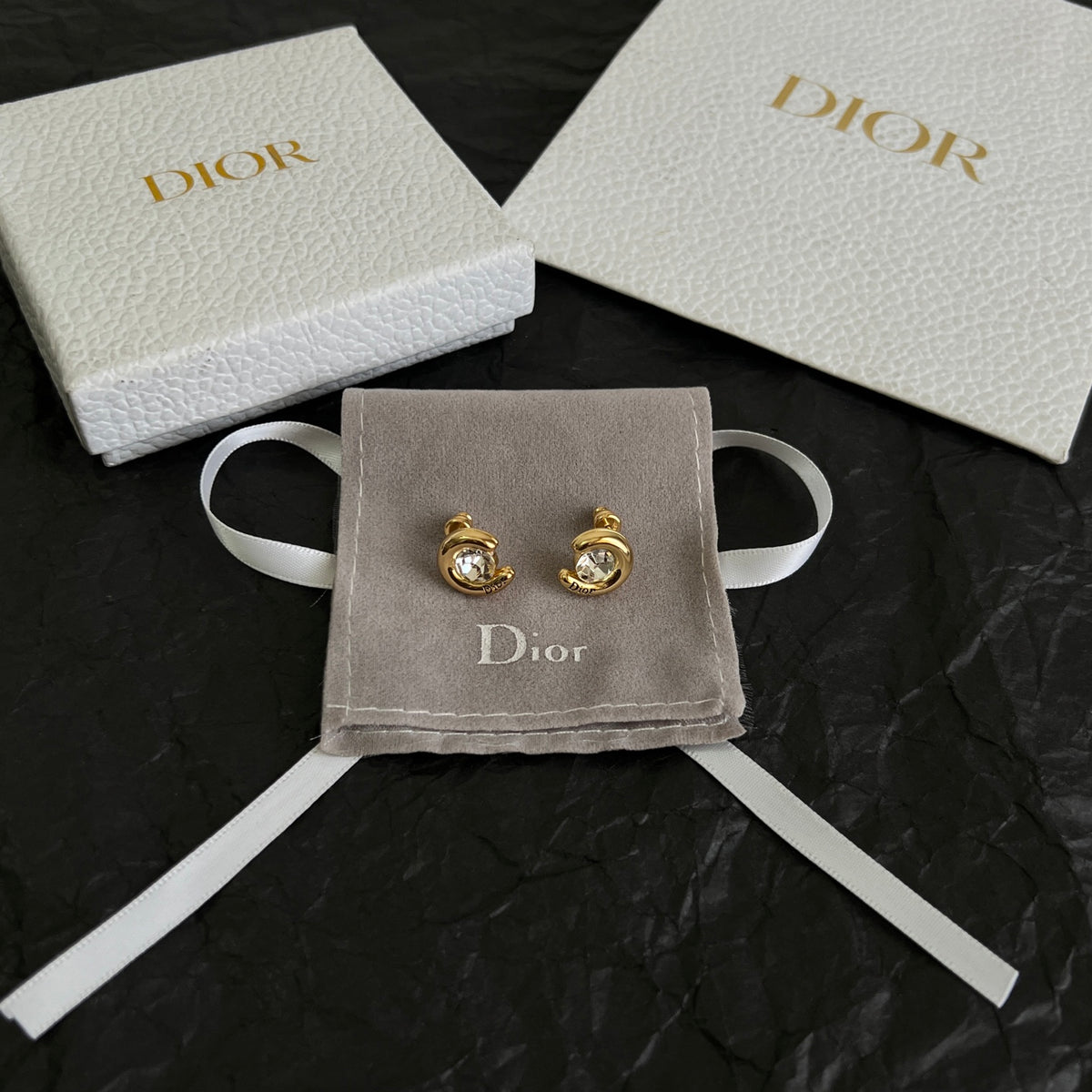 Dior Gold-Tone Sculpted Oval Stud Earrings - product image 1