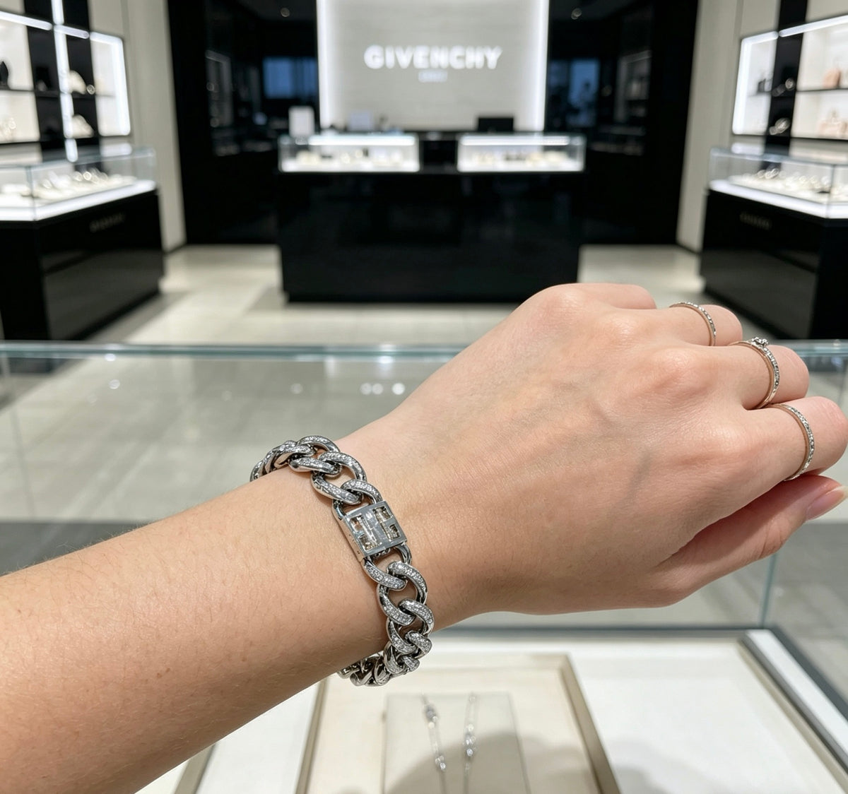 Givenchy Silver-Tone Crystal-Accented Curb Link 4G Bracelet - product image 6