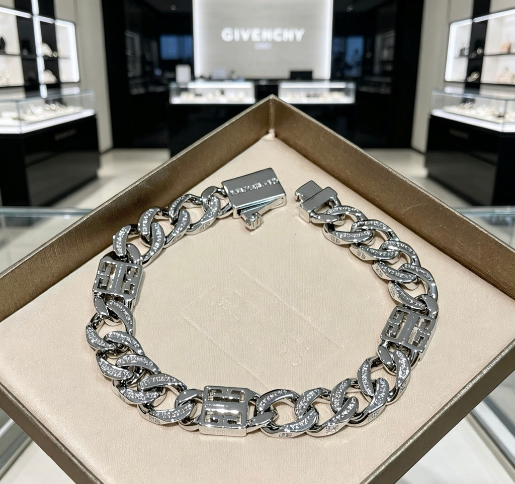 Givenchy Silver-Tone Crystal-Accented Curb Link 4G Bracelet - product image 8