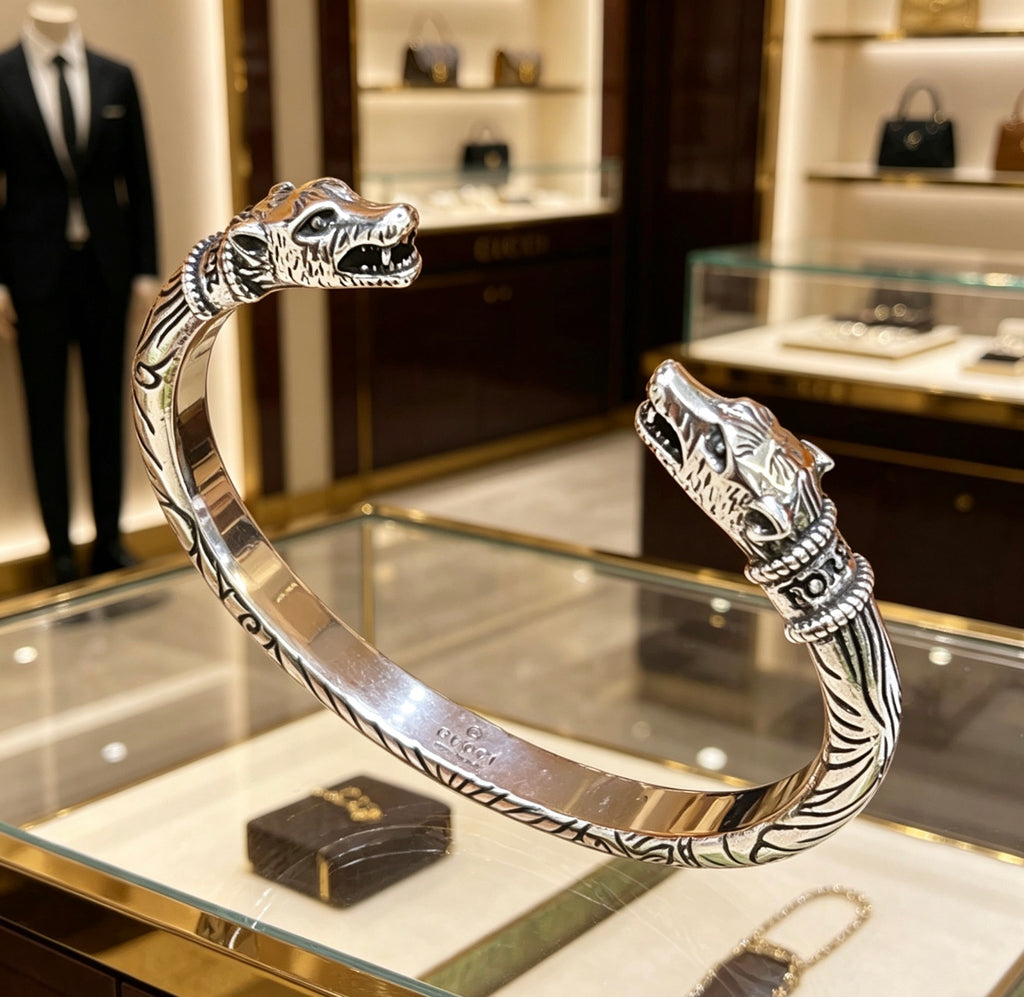Gucci Anger Forest Interlocking G Antiqued Bangle - album image 9