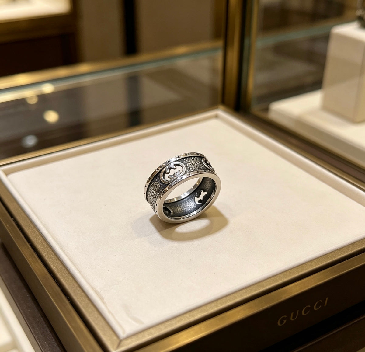 Gucci Anger Forest Interlocking G Ring - album image 7