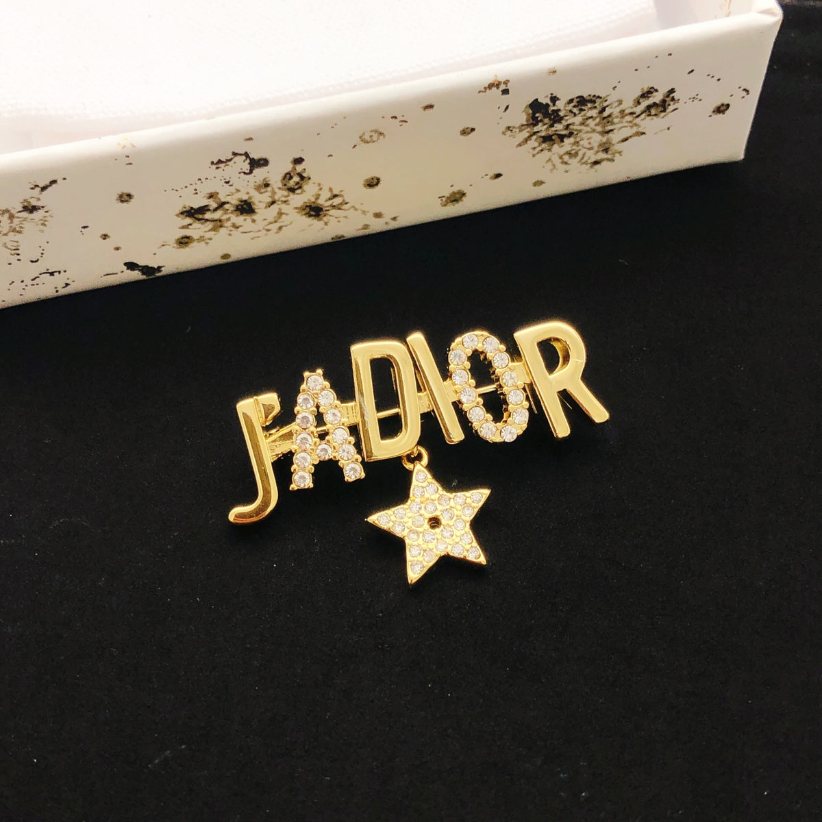 Dior J'Adior Hanging Star Brooch - product image 3