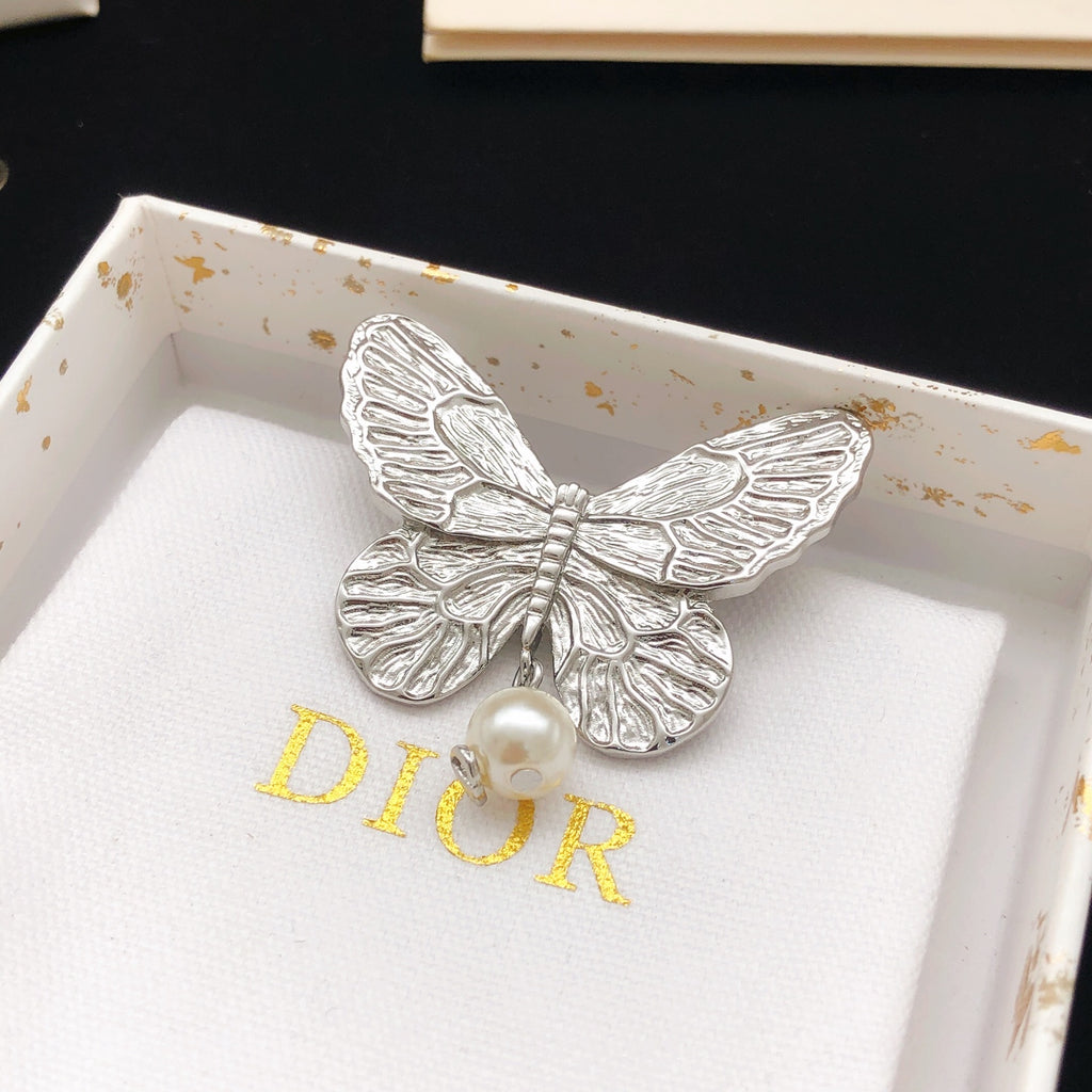 Dior Silver-Tone Butterfly Pearl-Look Brooch - product image 5
