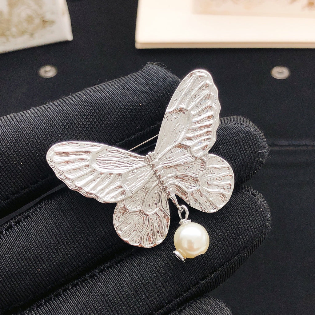 Dior Silver-Tone Butterfly Pearl-Look Brooch - product image 4