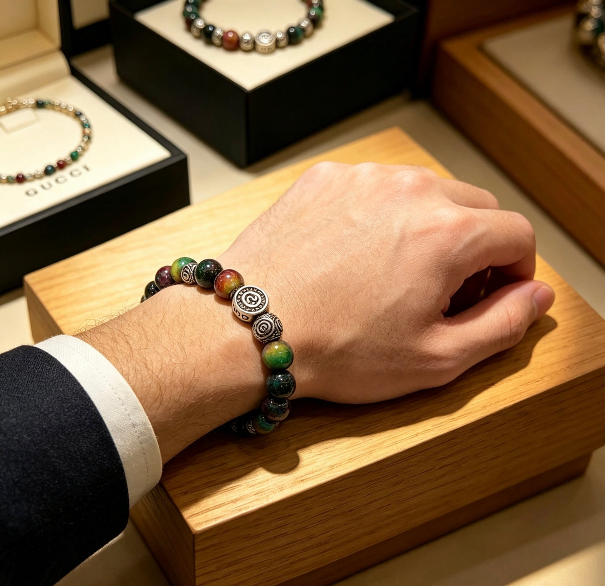 Gucci Anger Forest Interlocking G Tiger Eye Black Agate Agate Crystal Accent Bracelet - album image 3