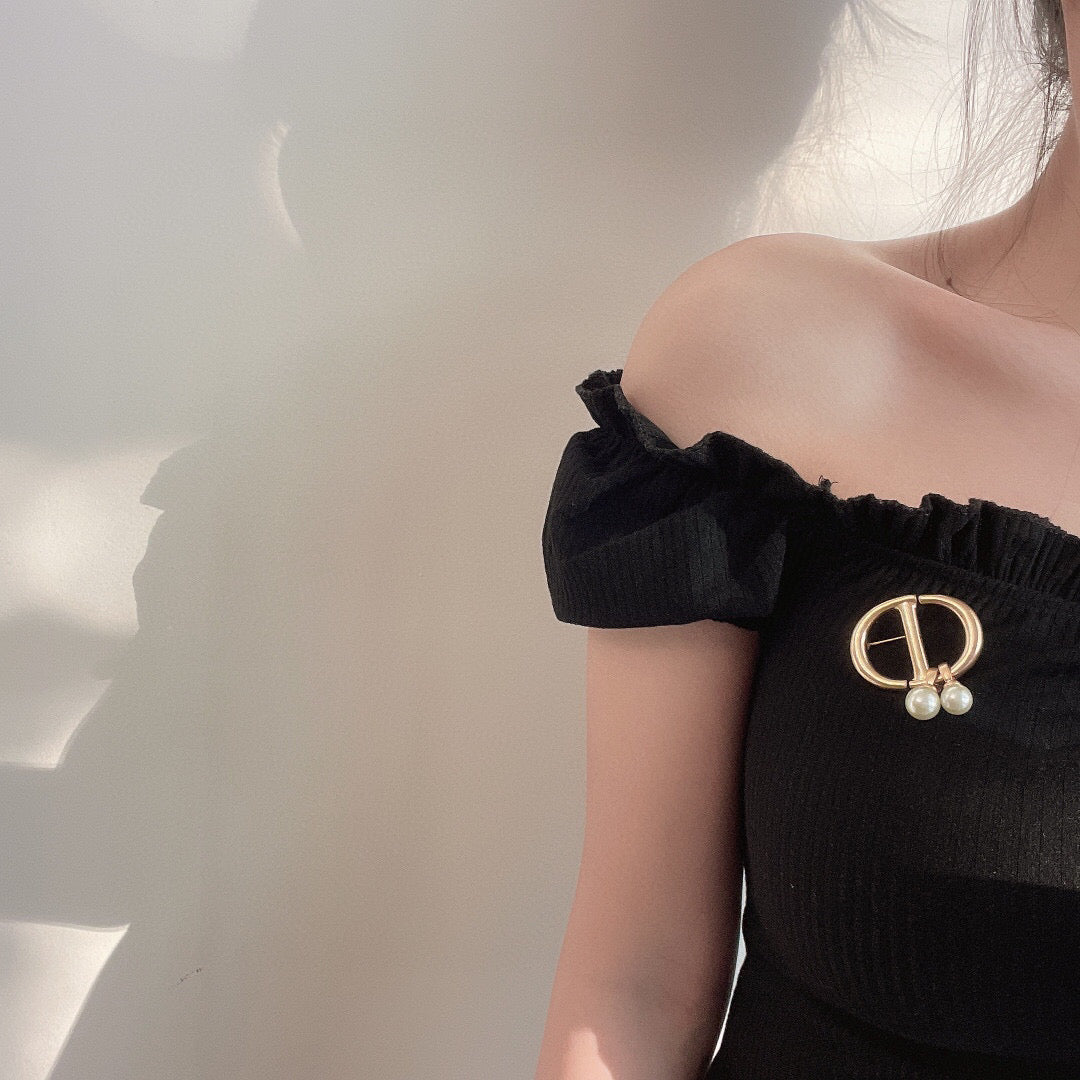 Dior CD Twin Pearl-Look Brooch - product image 7