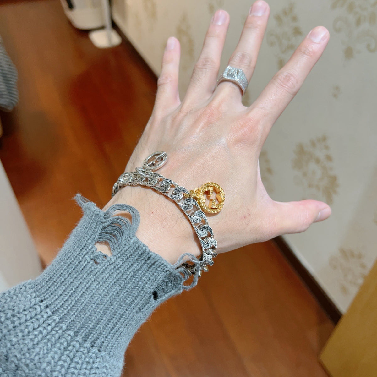 Gucci Silver-Tone Cuban Link Bracelet with Two-Tone G Charm - album image 3