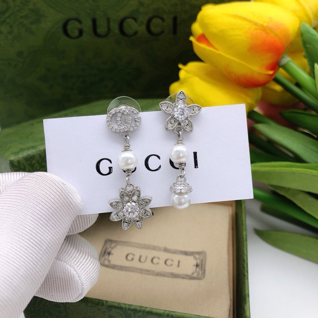 Gucci Flower Earrings - album image 2