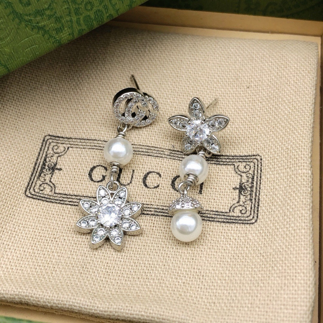 Gucci Flower Earrings - album image 5