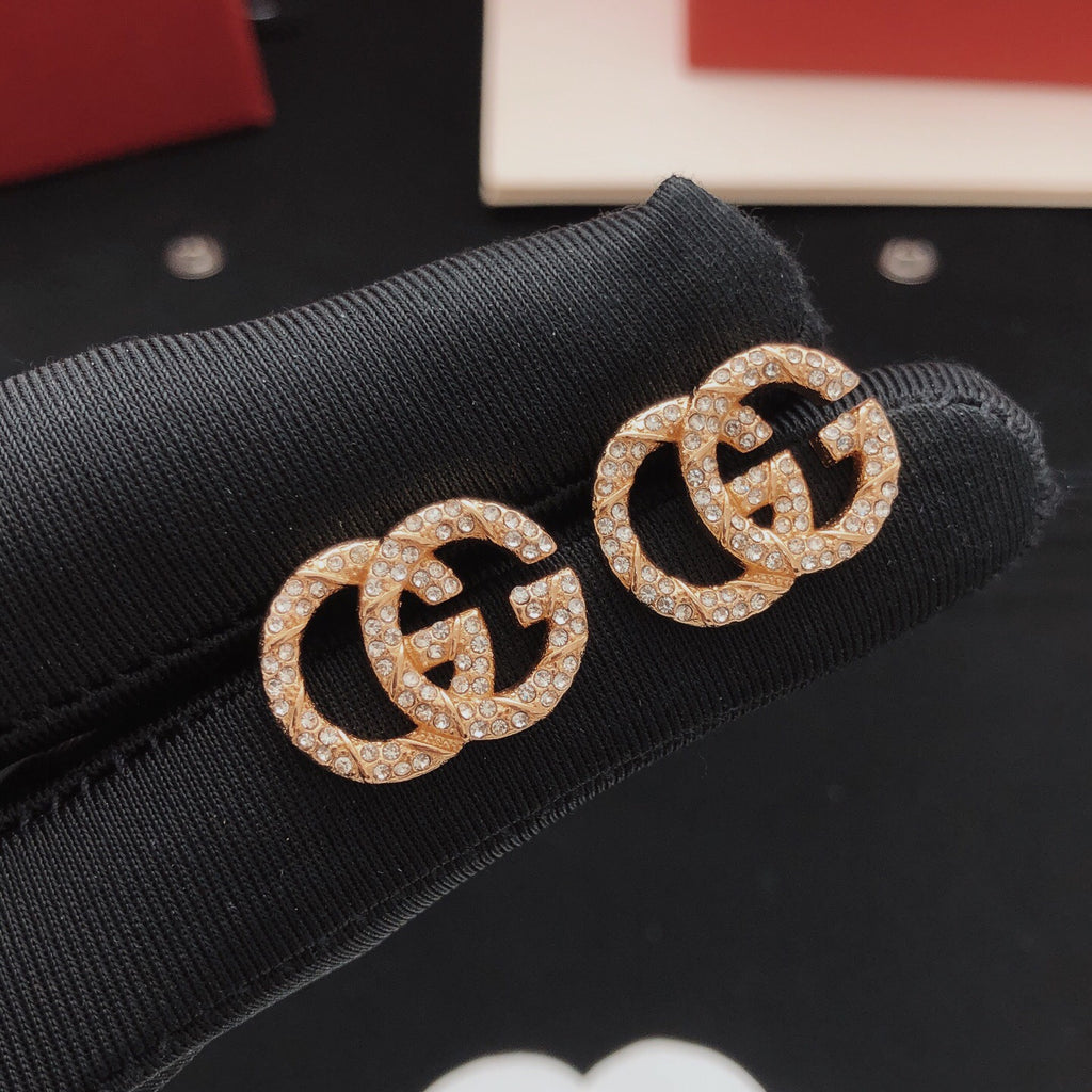 Gucci Rose Red Twisted Earrings - album image 2