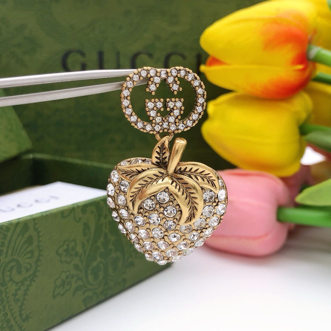 Gucci Interlocking G Antique Gold-Tone Enamel Gold-Tone Strawberry Earrings - album image 5