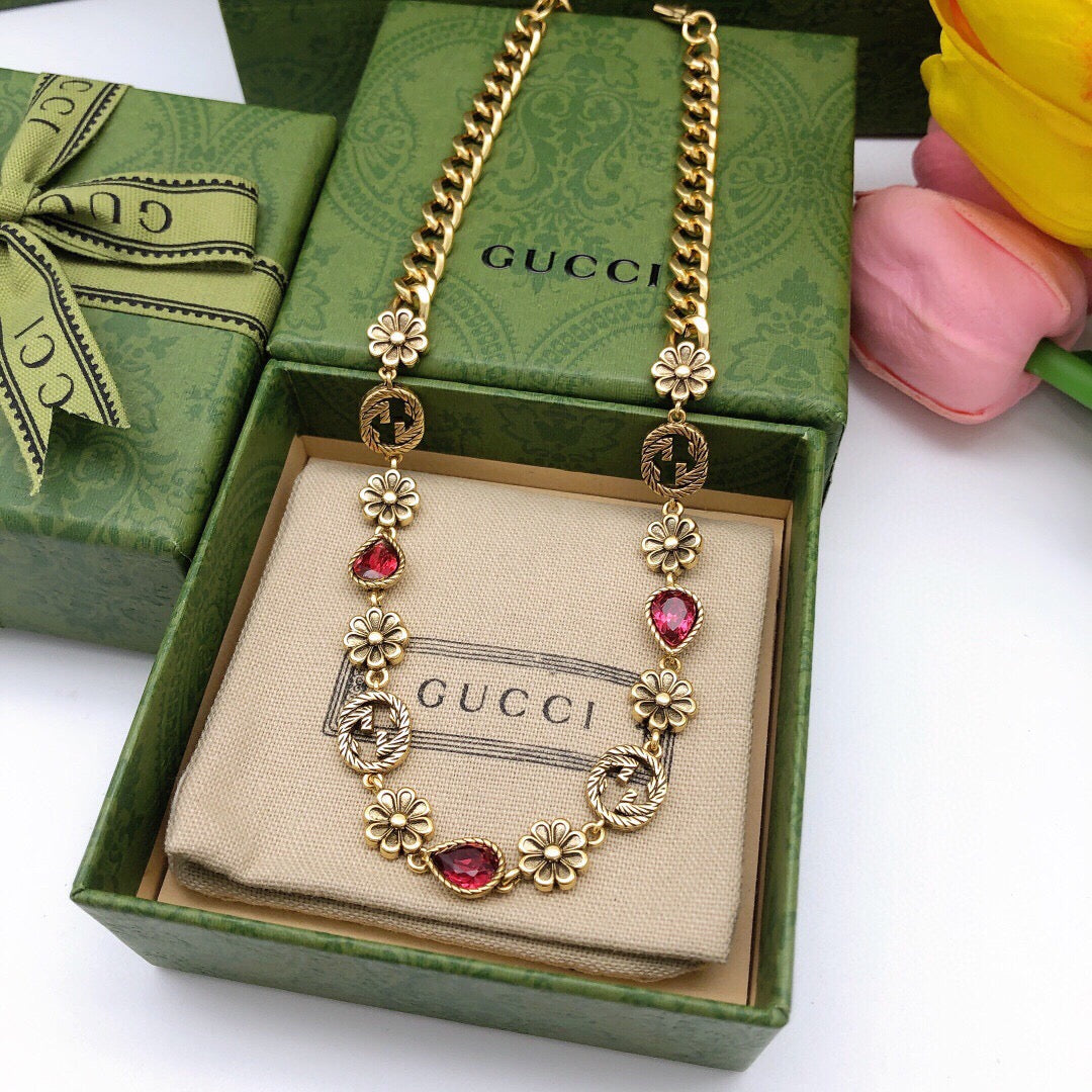 Gucci Interlocking G Flower Necklace - album image 2
