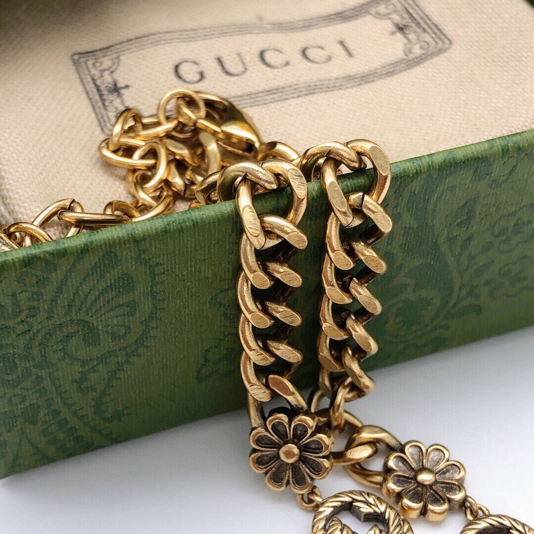 Gucci Interlocking G Flower Necklace - album image 5