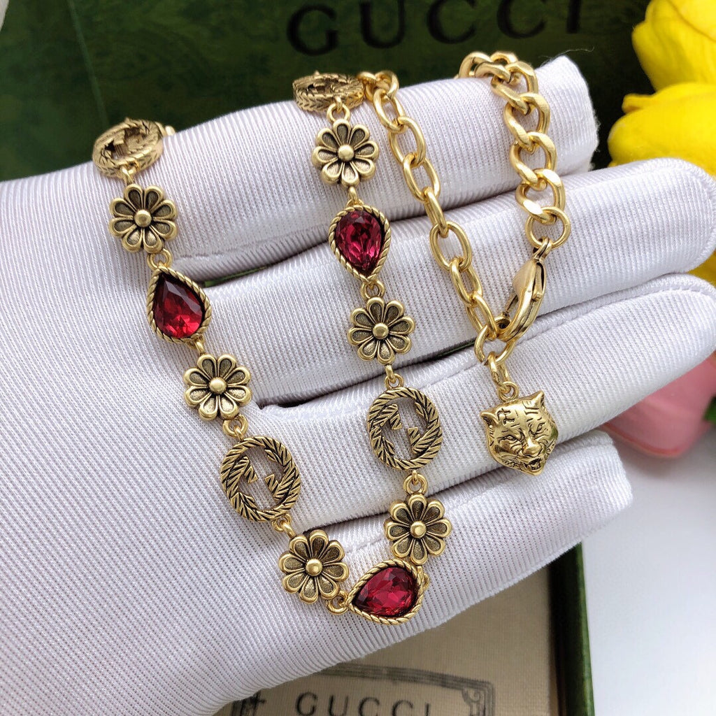 Gucci Interlocking G Flower Necklace - album image 3