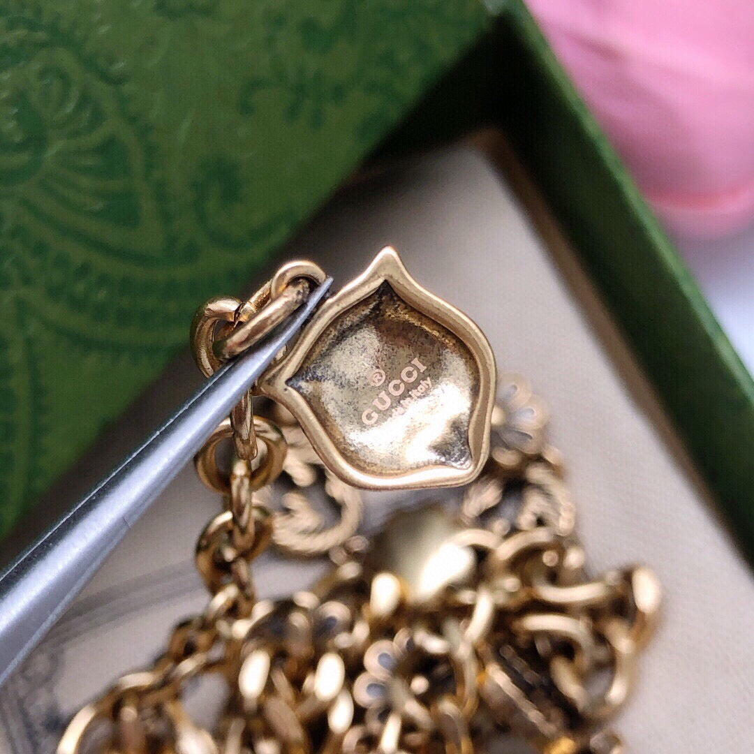 Gucci Interlocking G Flower Necklace - album image 7