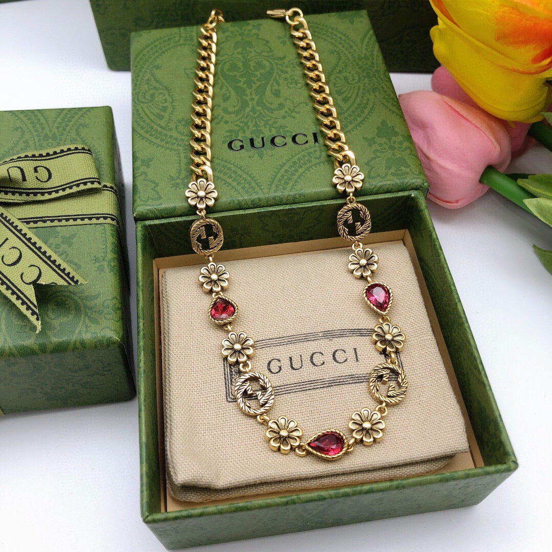 Gucci Interlocking G Flower Necklace - album image 1