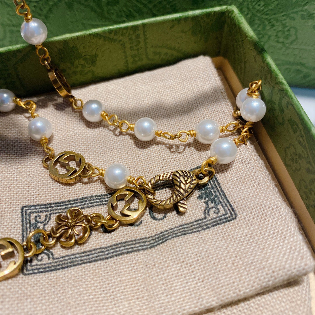 Gucci Pearl Flower GG Letter Necklace - album image 8