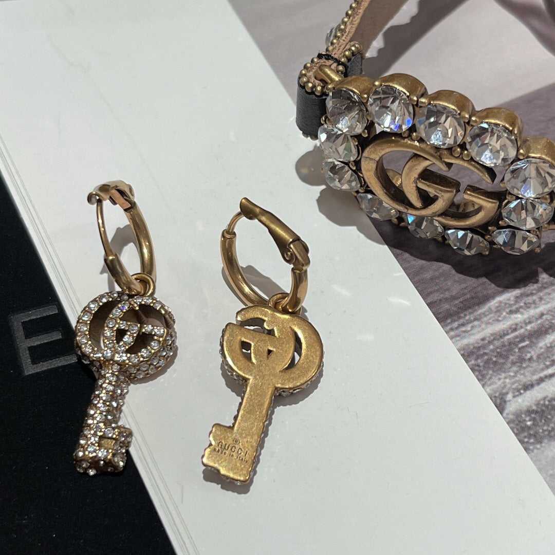 Chanel Letter Motif Key Leather Necklace - album image 9